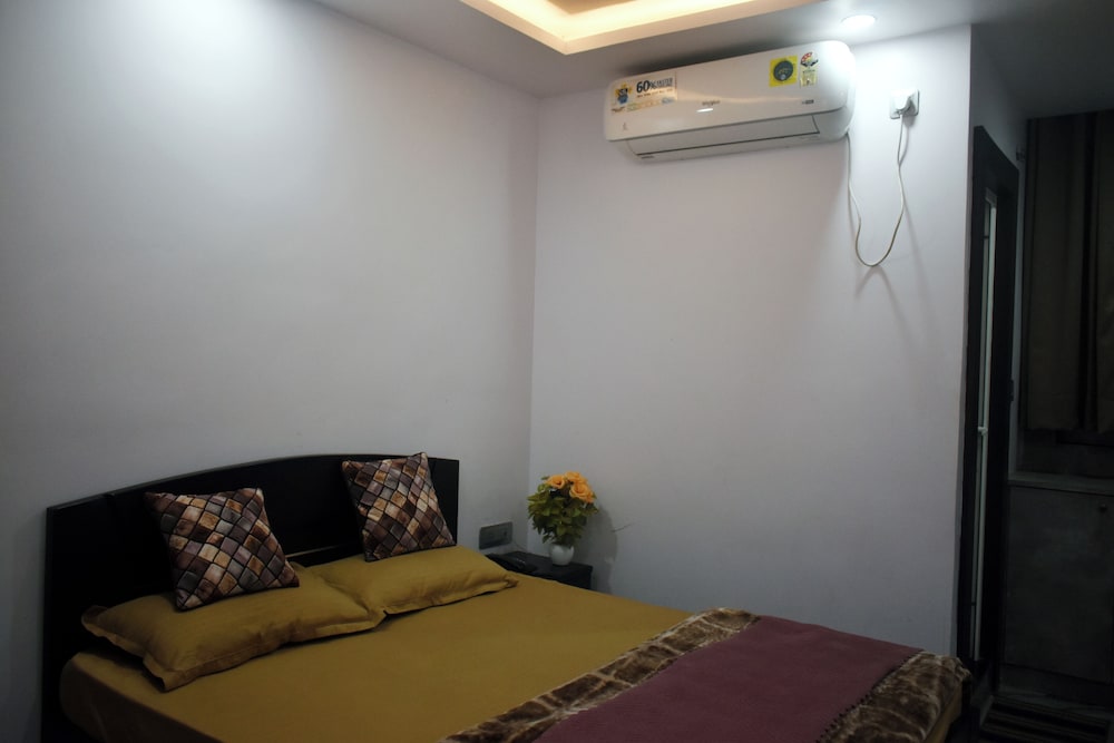 Super Deluxe Room
