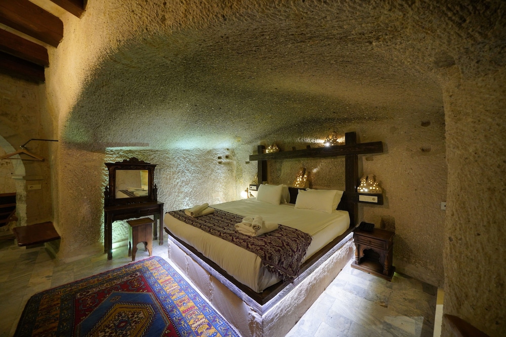 Sehzade Cave Suite photo 3