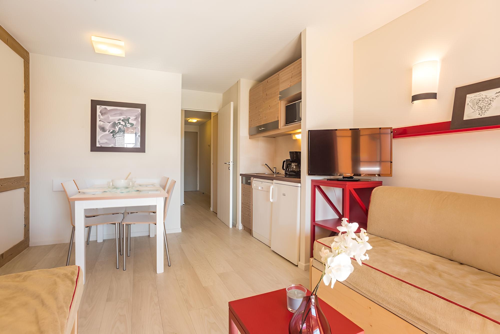 Apartment 4 people - 1 bedroom photo 3