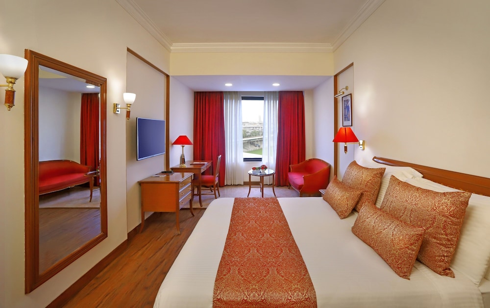 Executive Room - Photo 1