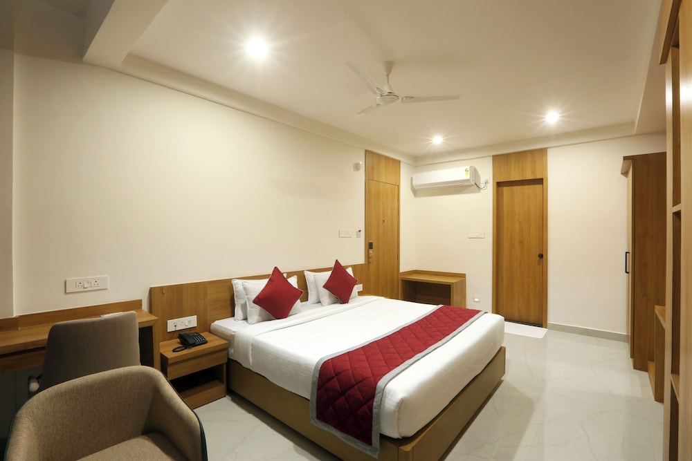 Standard Room, City View