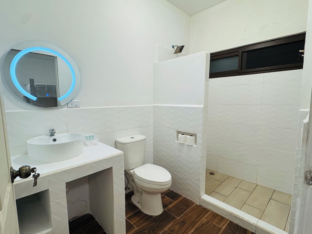 Basic Shared Dormitory, Sea View photo 2
