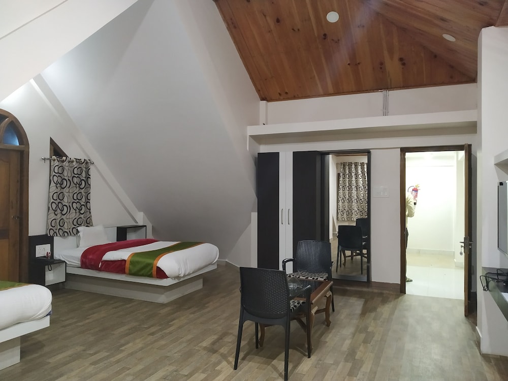 Business Room - Photo 8