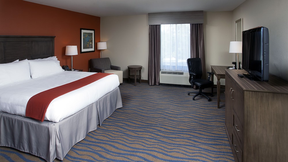 Standard Room, 1 King Bed photo 1