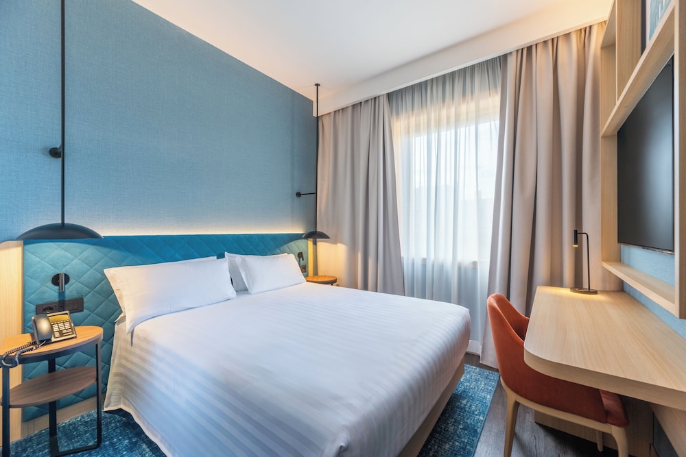 Twin Room, 1 King Bed