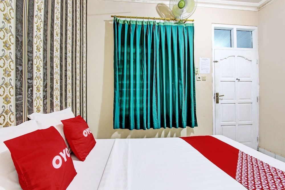 Basic Double Room photo 2