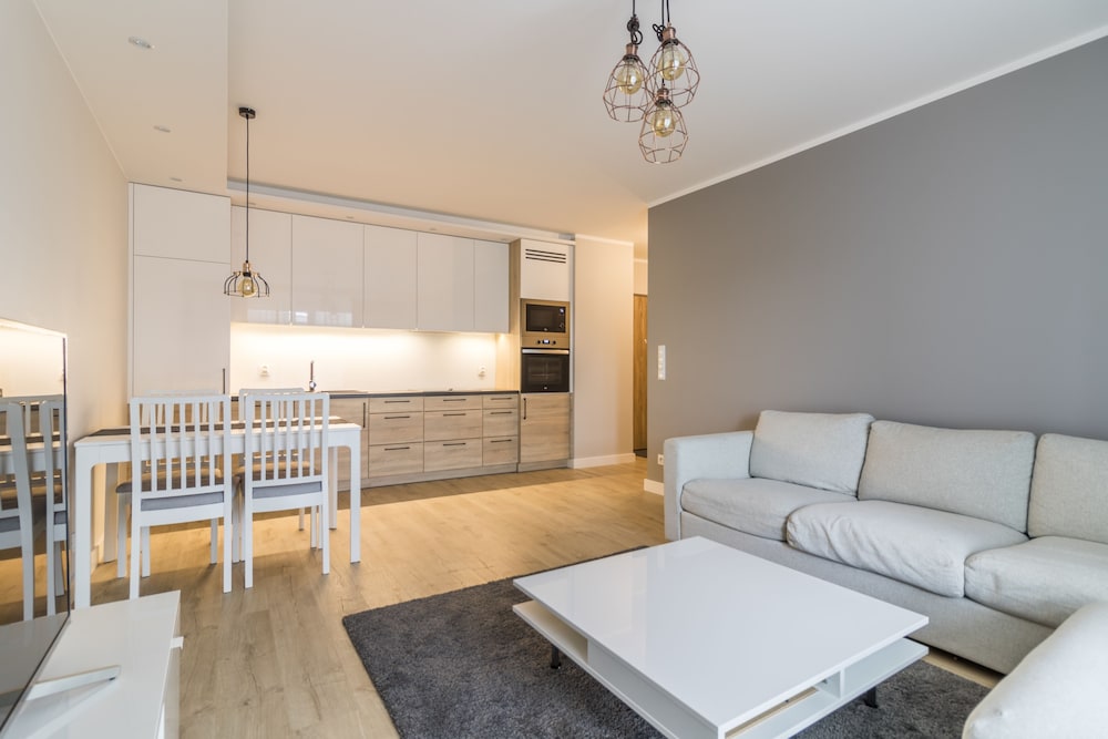 Exclusive Apartment, 2 Bedrooms, Balcony ((Parking) 35)