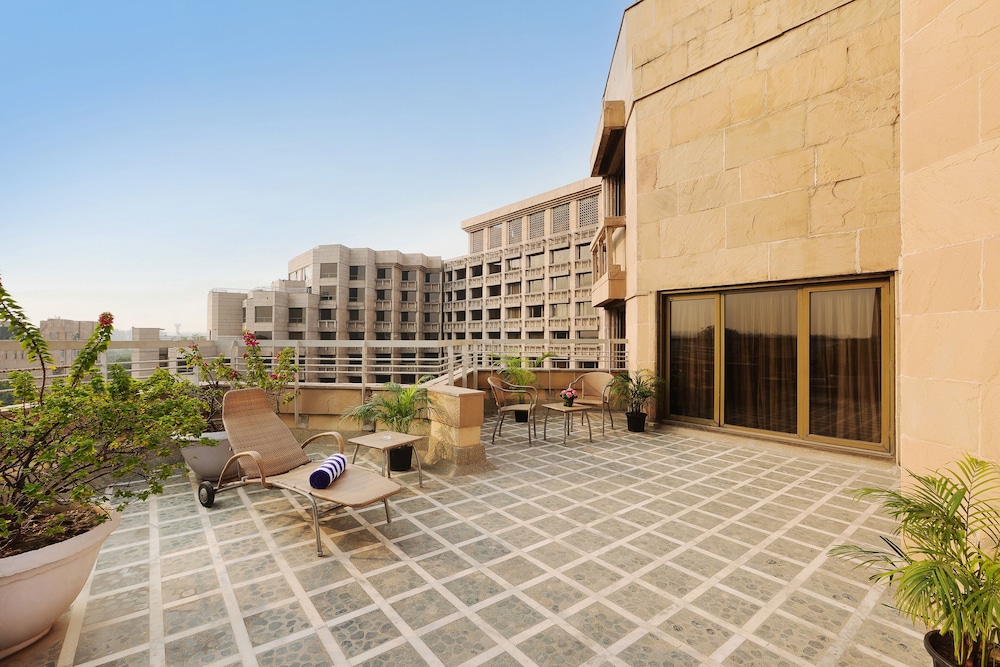 Suite, Terrace (Regency) - Photo 4
