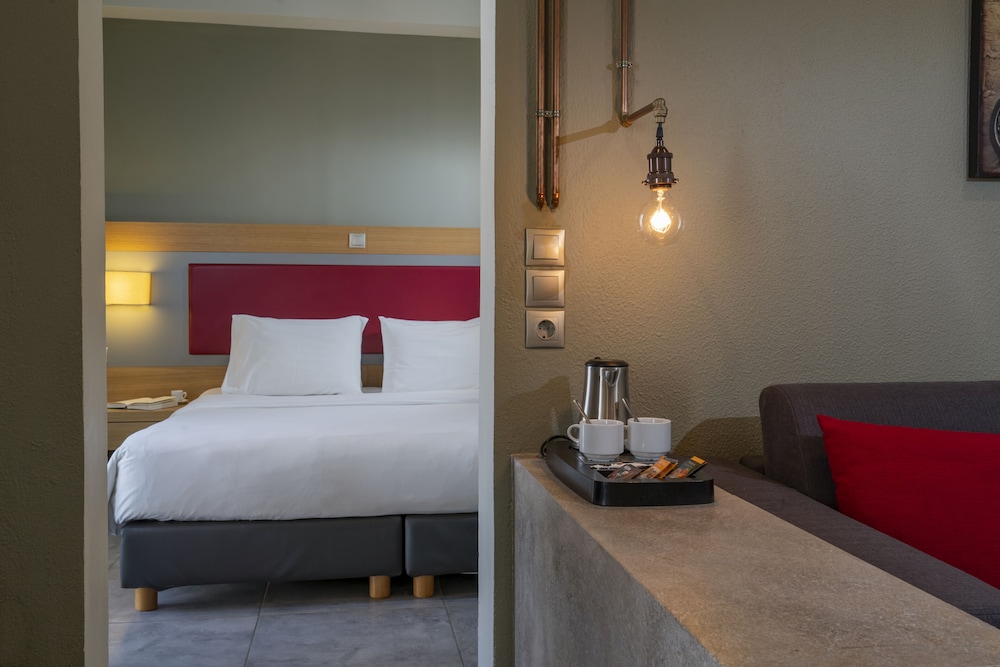 Suite, 1 Bedroom (Village View) photo 2