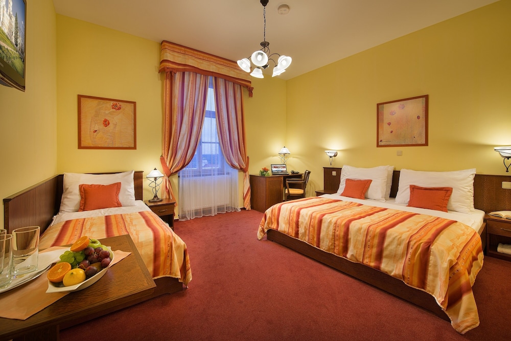 Standard Triple Room photo 1