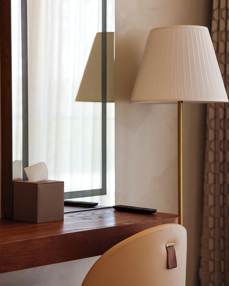 Deluxe Room - Photo 8
