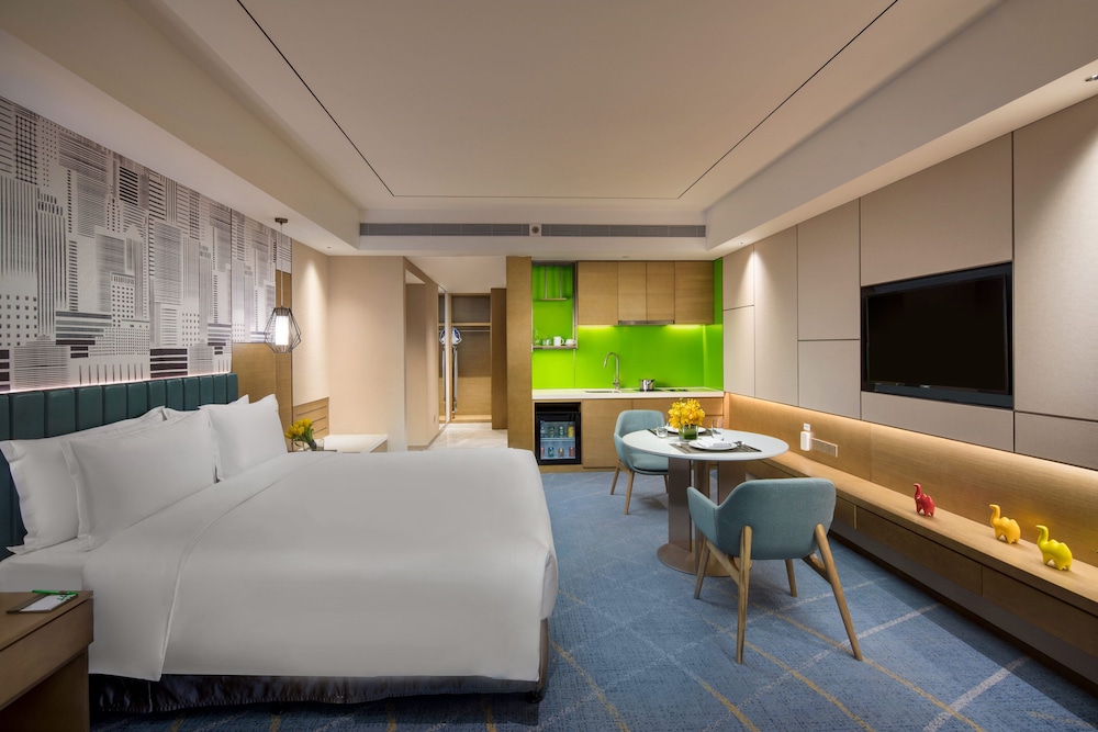 Premium Room, 1 King Bed