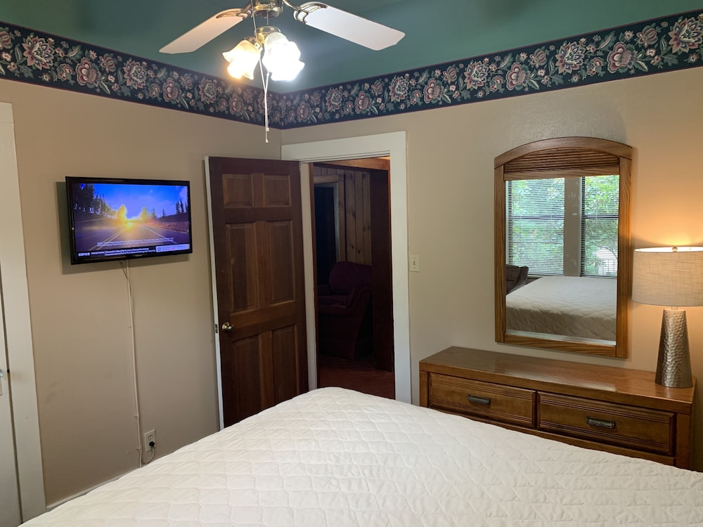 Suite - Photo 4