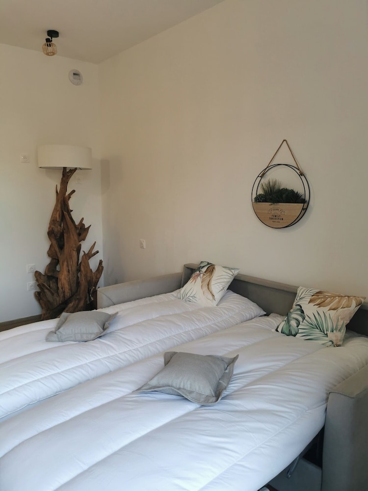 Family Quadruple Room, Garden View photo 3
