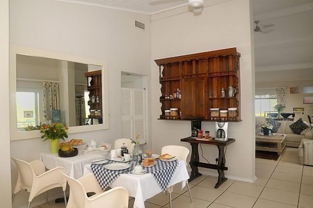 Standard Apartment (Self Catering) photo 1