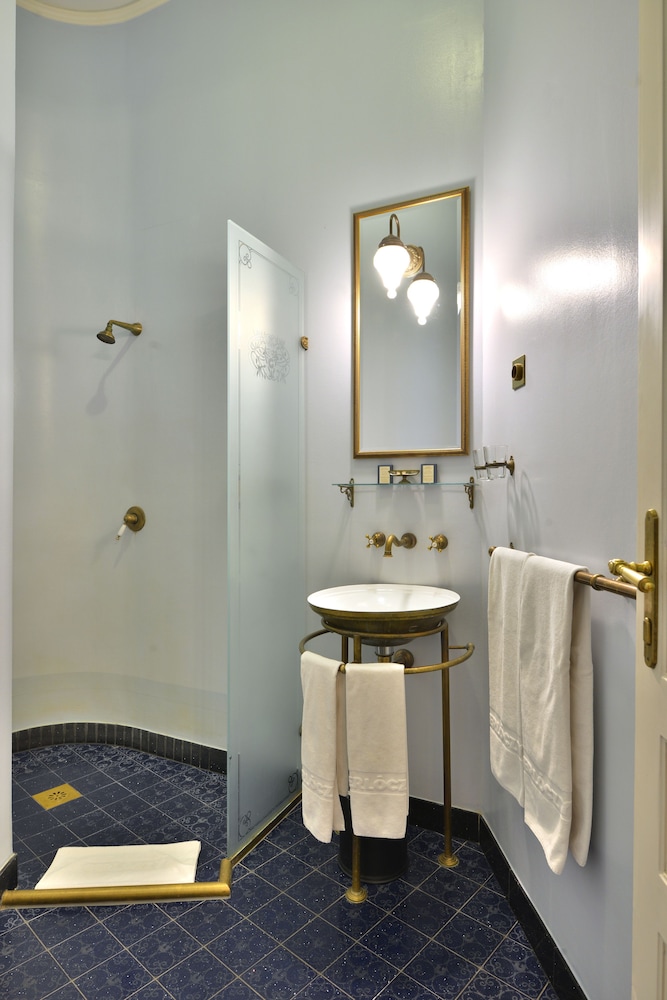 Boutique Double Room - Photo 21