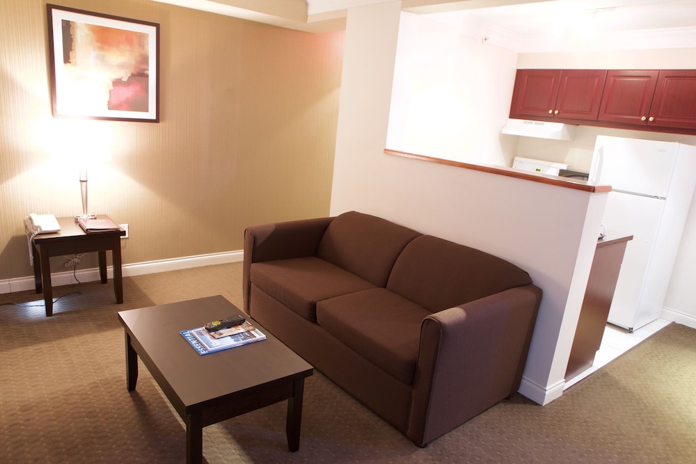 Standard Suite, 1 Bedroom, Kitchen, Corner - Photo 7
