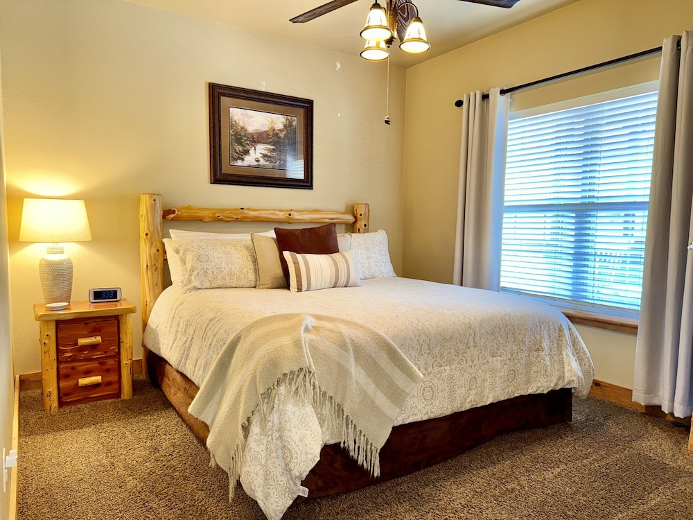 Condo, 3 Bedrooms photo 1