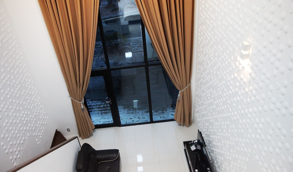 Duplex, Ocean View (Aryeon Narae,25 PY - Extra fee from 6th person on site) photo 3