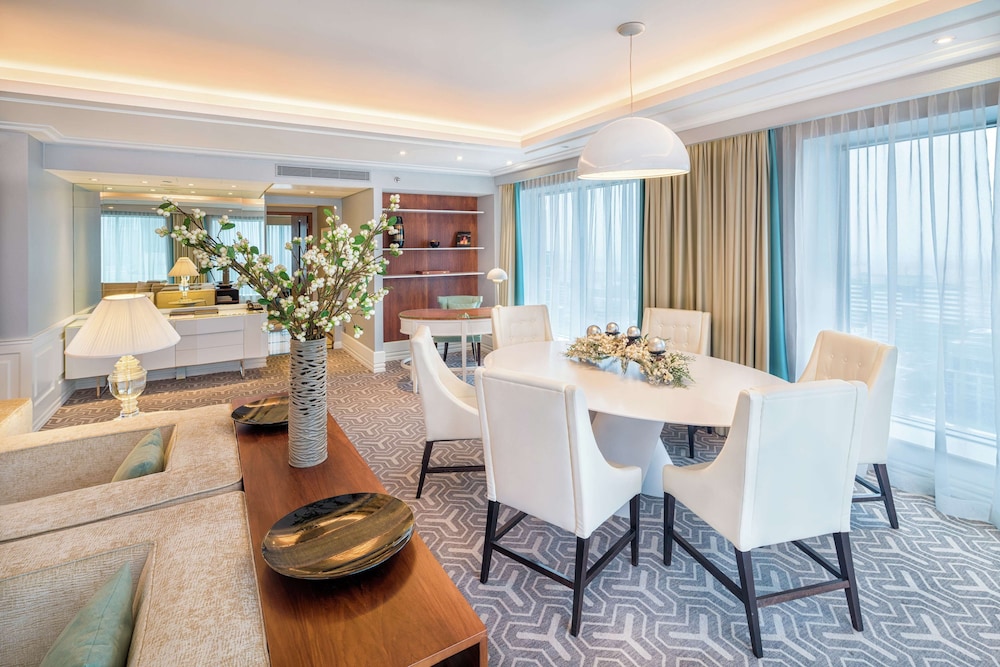 Presidential Suite photo 2