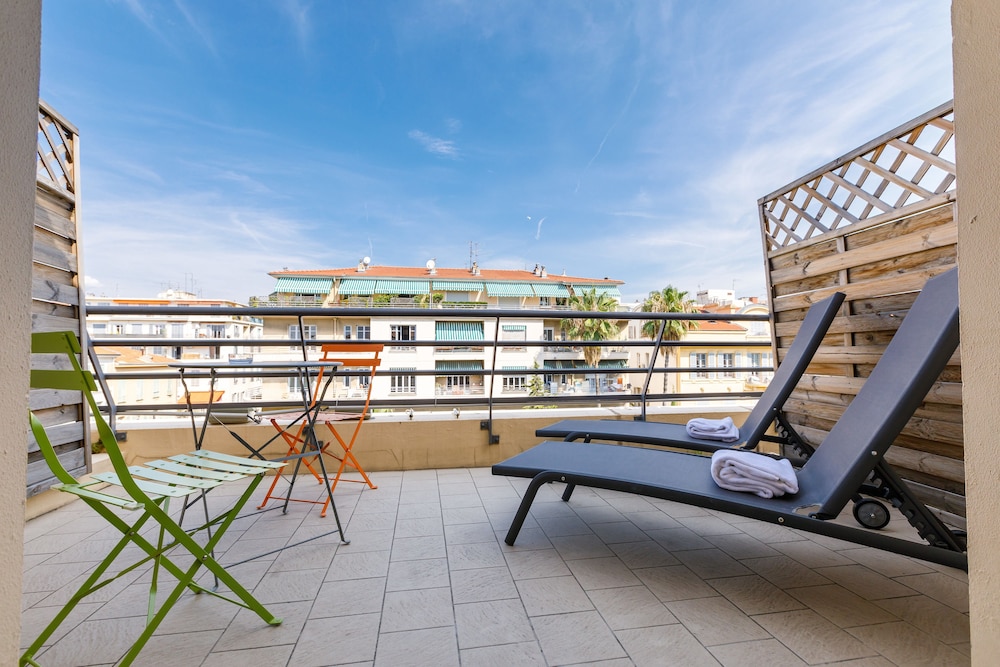Executive Double Room, Terrace - Photo 8
