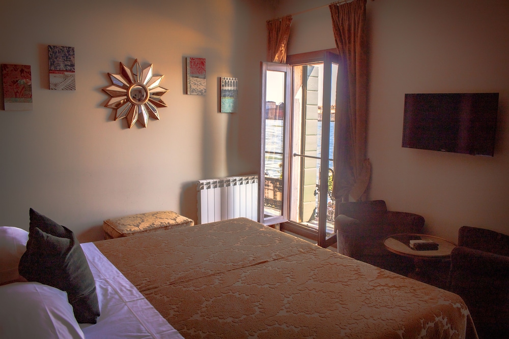 Double Room, Canal View
