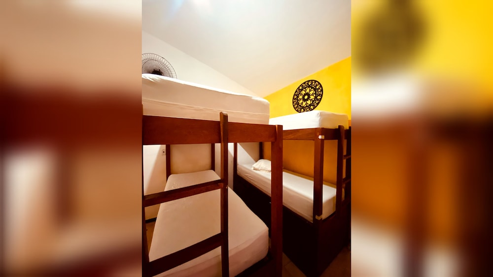 Mixed dormitory in suite with more than 6 beds photo 1