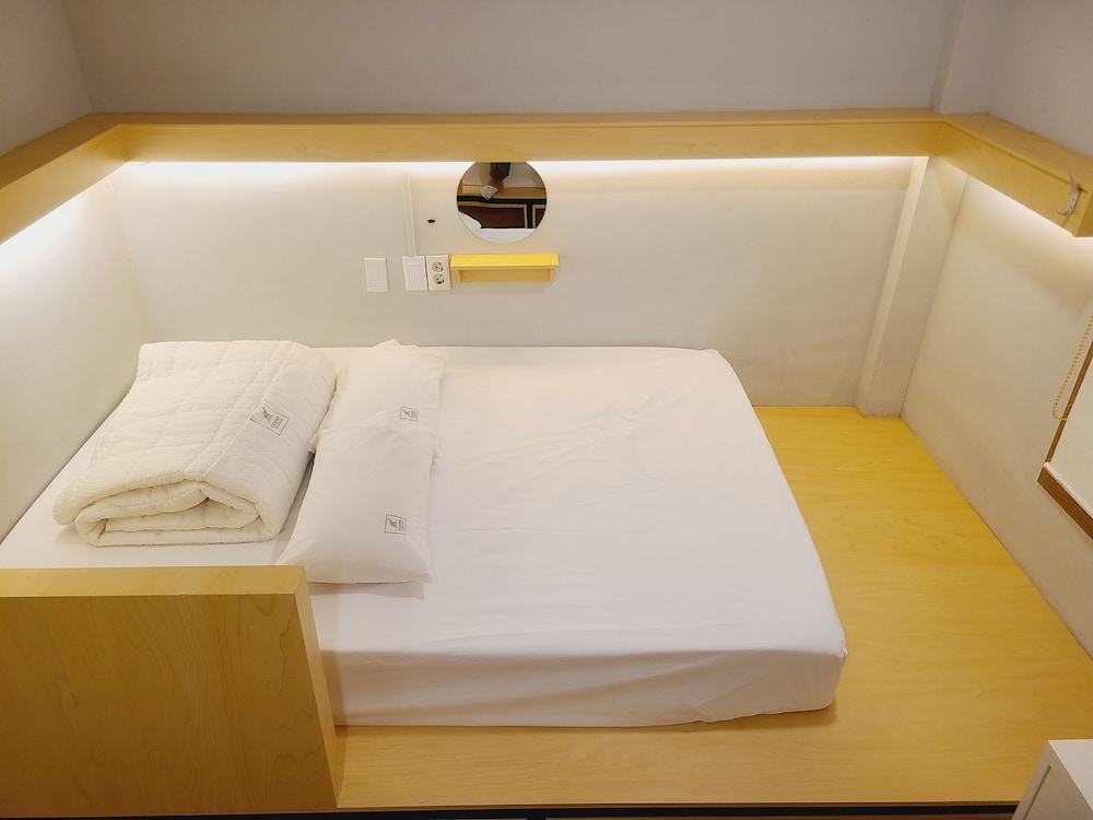 505 (Private Room) - Photo 7