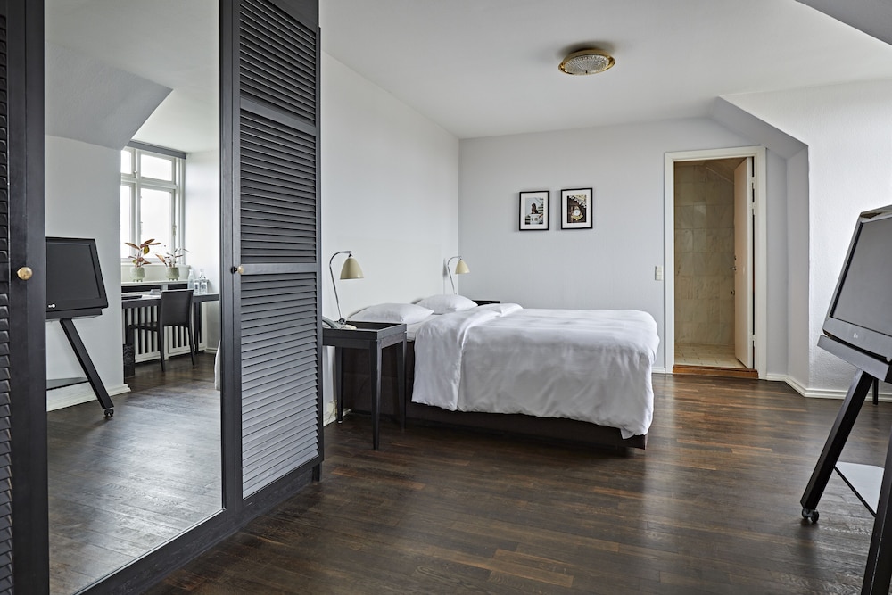 Superior Double Room, 1 King Bed - Photo 6