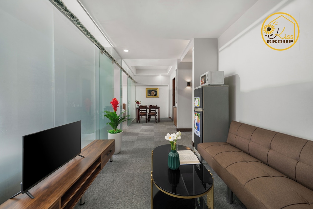 Apartment, 2 Bedrooms, Balcony, City View - Photo 10