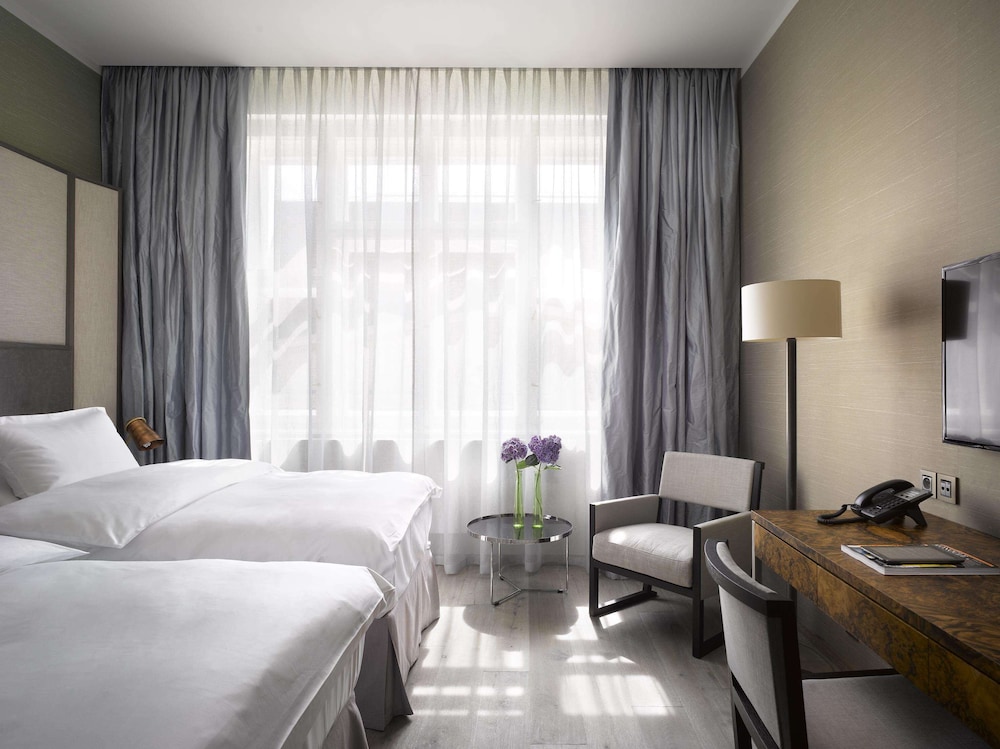 Twin Room - Photo 1