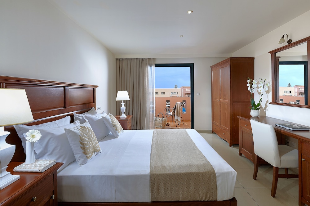 Family Suite, 2 Bedrooms - Photo 7