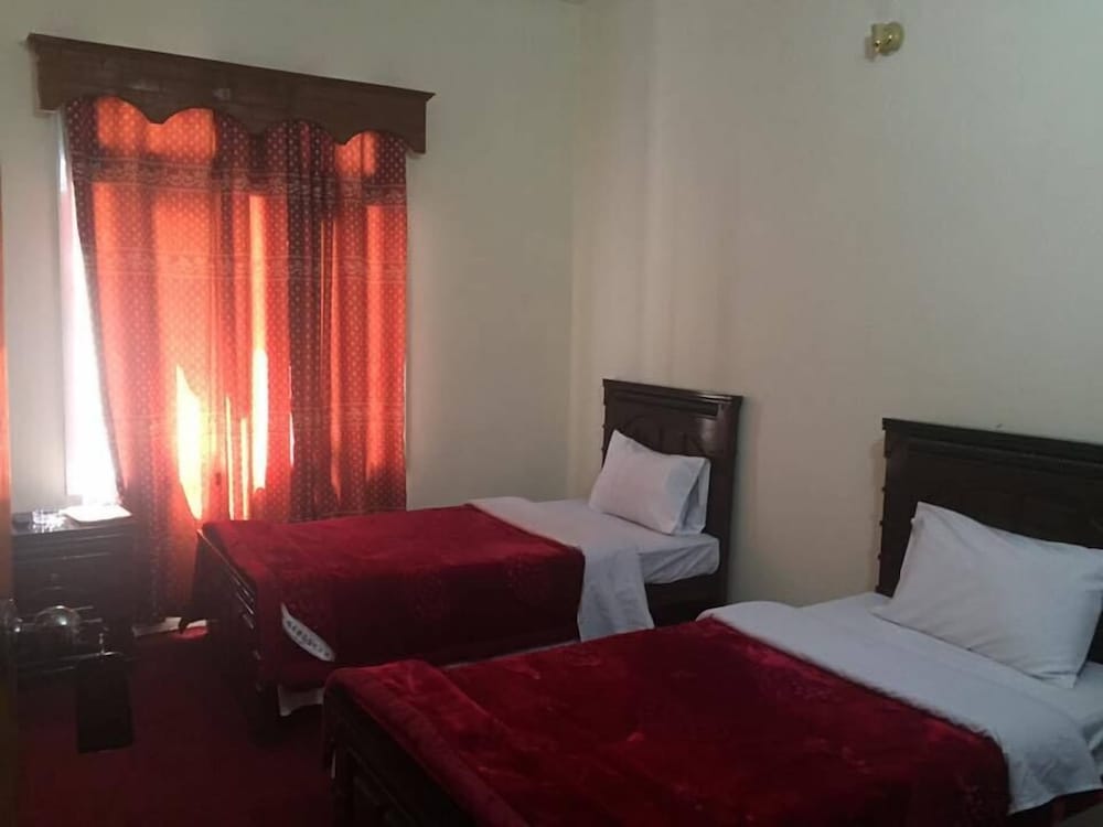 Deluxe Twin Room photo 2
