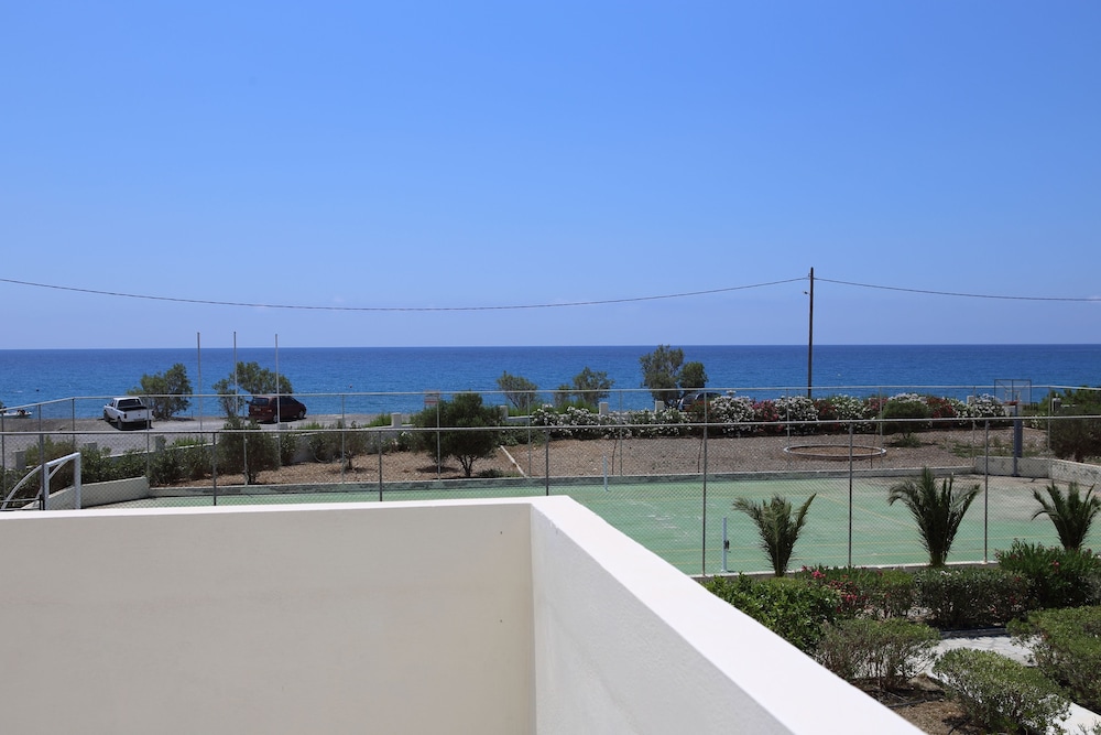 Bungalow, Sea View photo 2