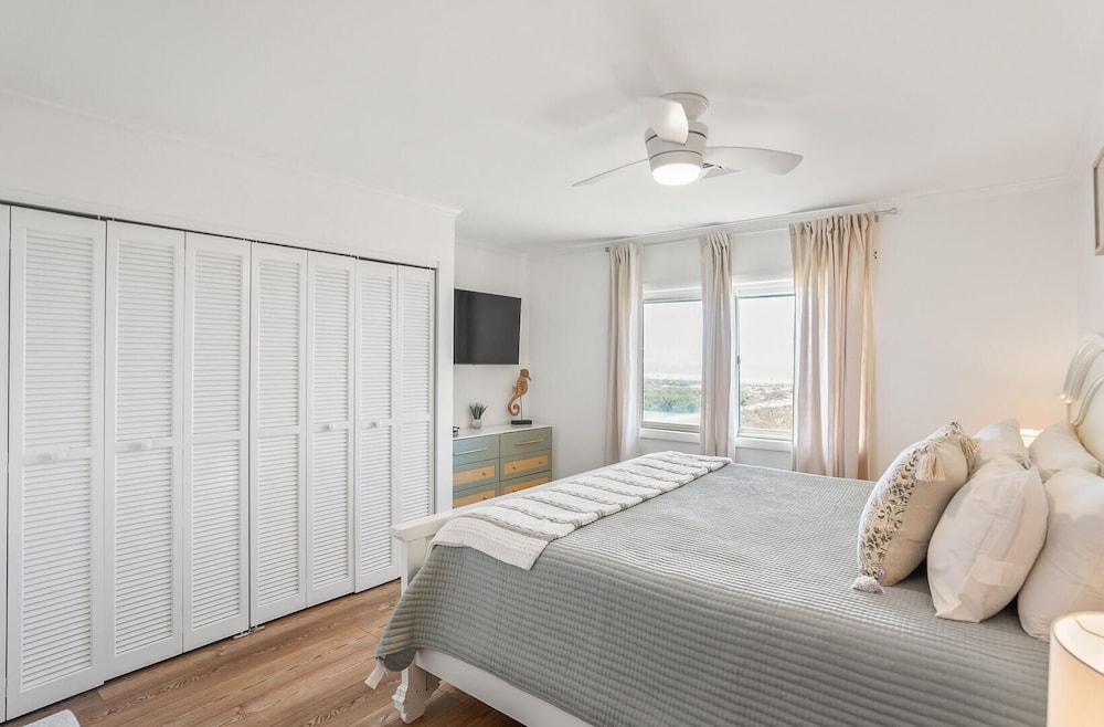 Villa, Multiple Beds, Kitchen, Ocean View photo 1