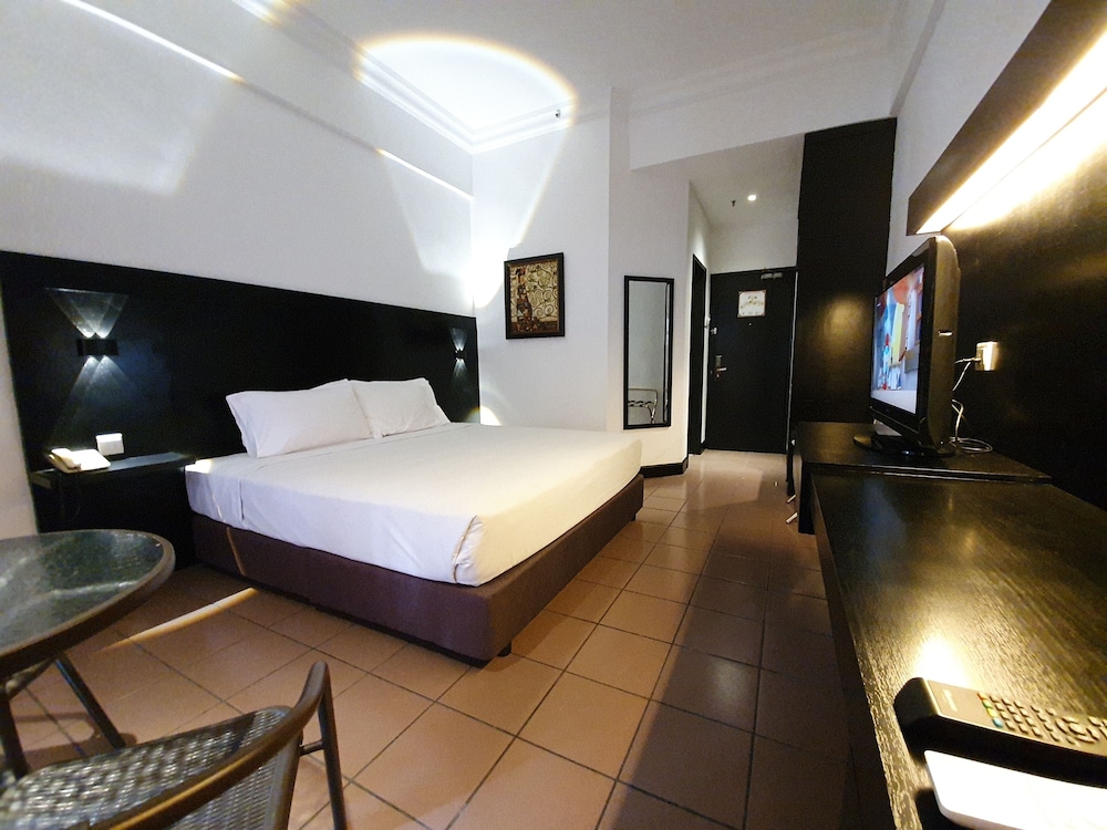Deluxe Room - Photo 1