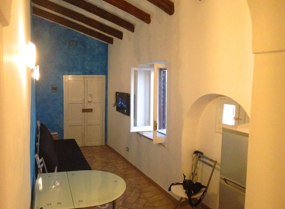 Apartment photo 3