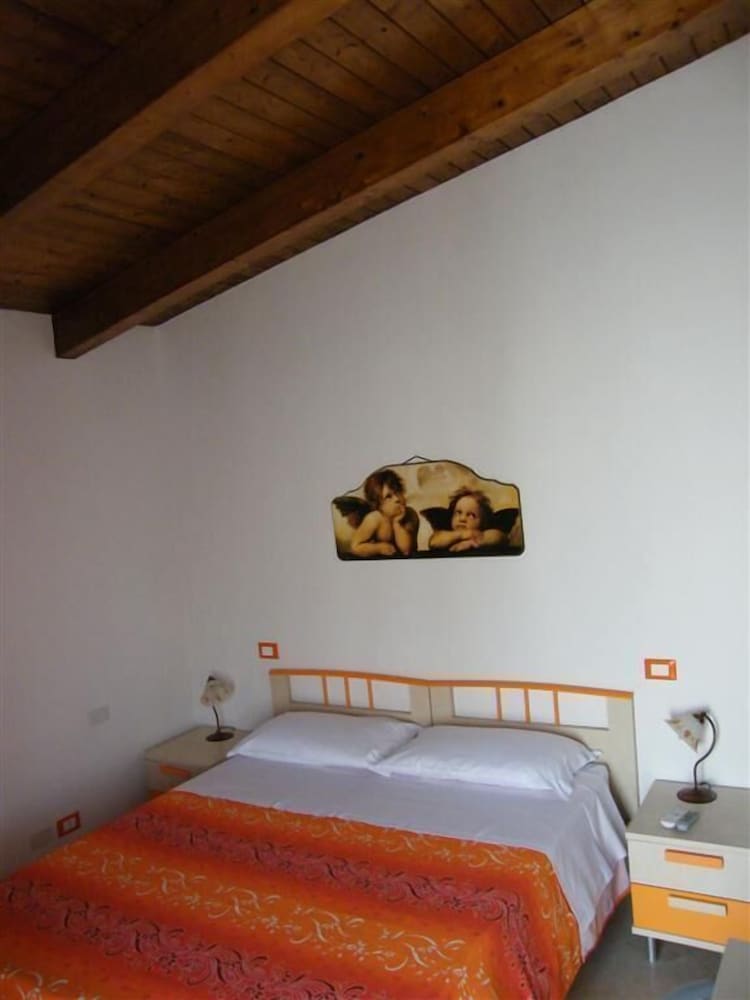 Room (Sud) photo 3