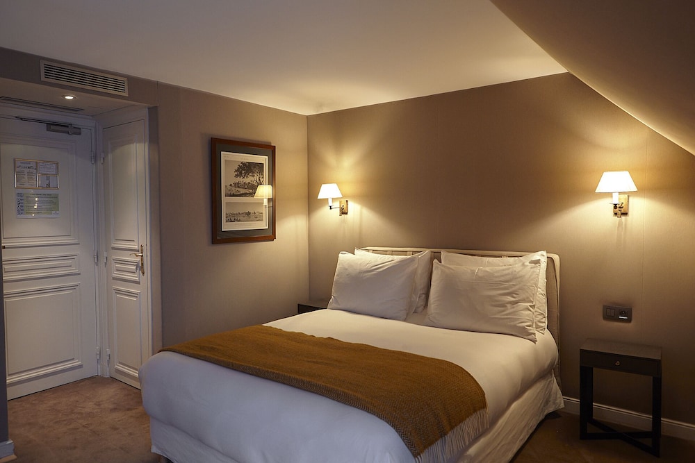 Superior Double Room with Balcony photo 2