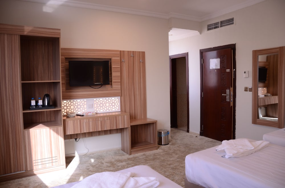 Basic Quadruple Room - Photo 2