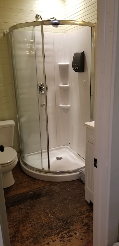 Comfort Room photo 2