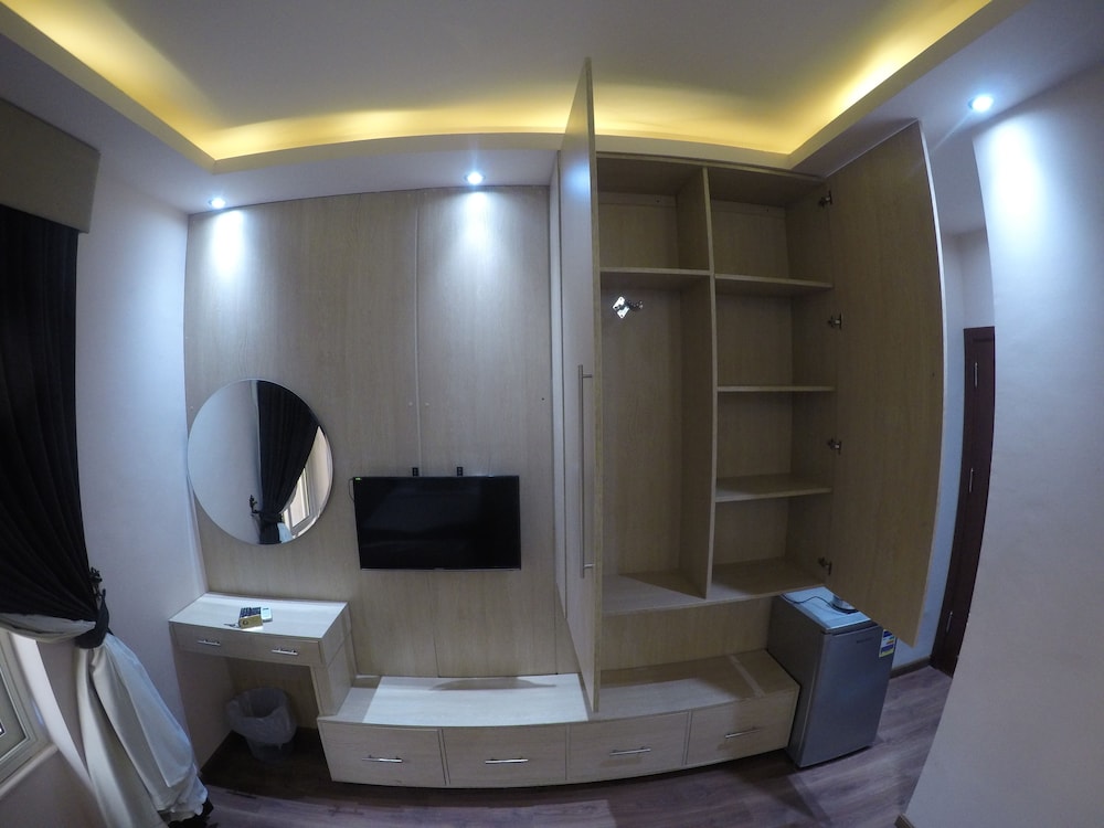 Deluxe Twin Room - Photo 16