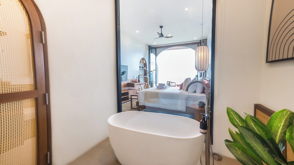Deluxe Double Room, Balcony, Mountain View photo 3