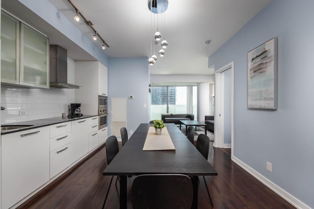 Family Suite, 3 Bedrooms, 2 Bathrooms, City View