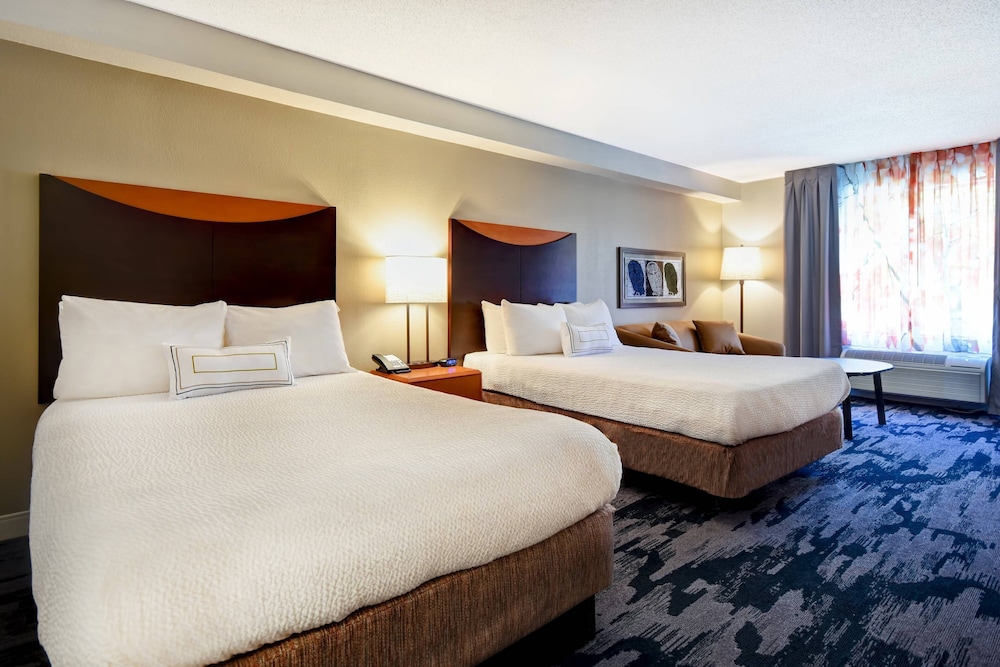 Room, Multiple Beds - Photo 1