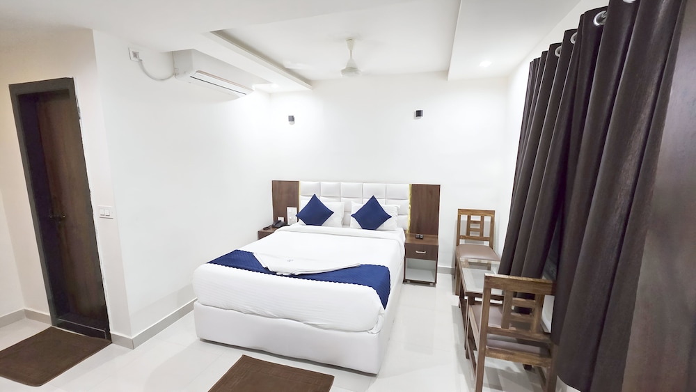 Deluxe Double Room photo 3