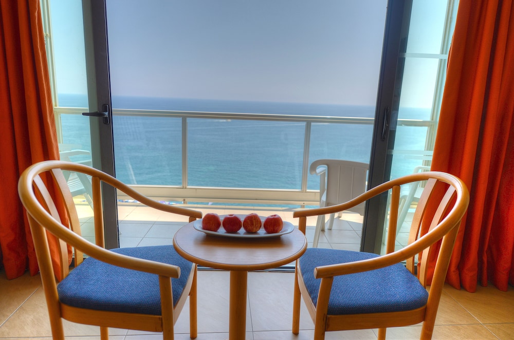Double Room Single Use, Sea View - Photo 3