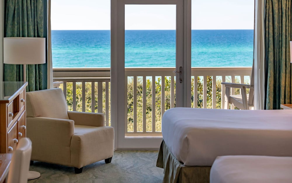 Superior Room, 2 Queen Beds (Gulf View Guest Room 3rd Floor)