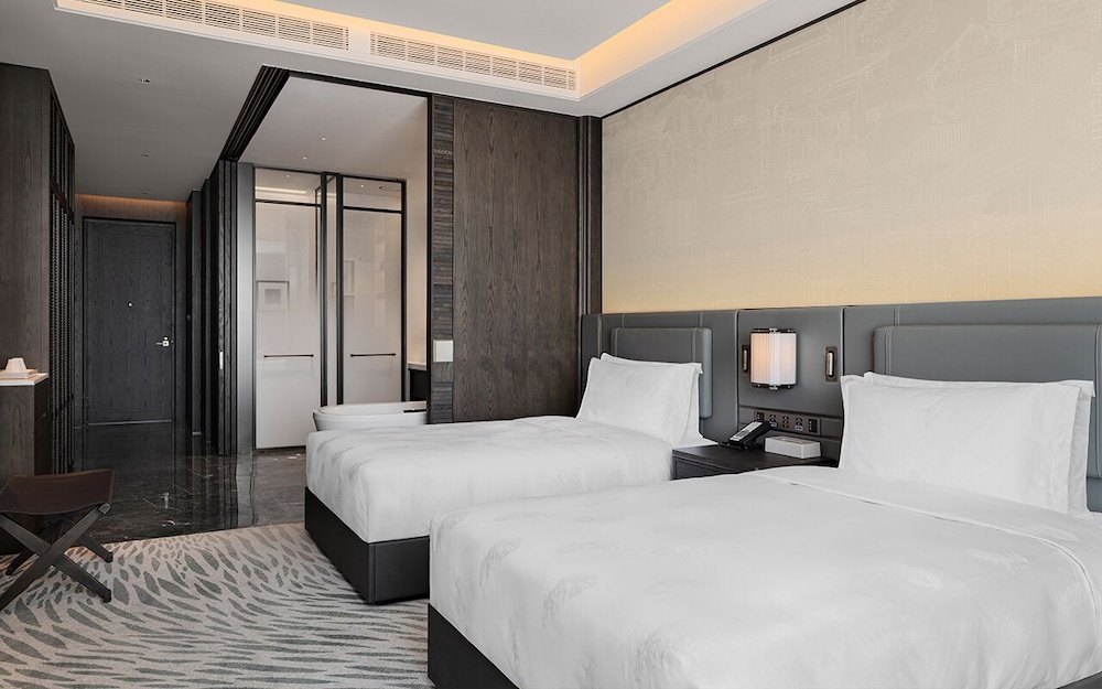 Luxury Twin Room, Bay View photo 1