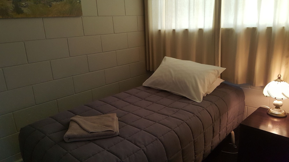 Family 2 Bedrooms For 3 People